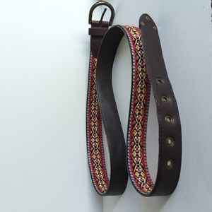 2x Target Tapestry multicolor belt